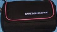 Nintendo GBA travel case noire et rose