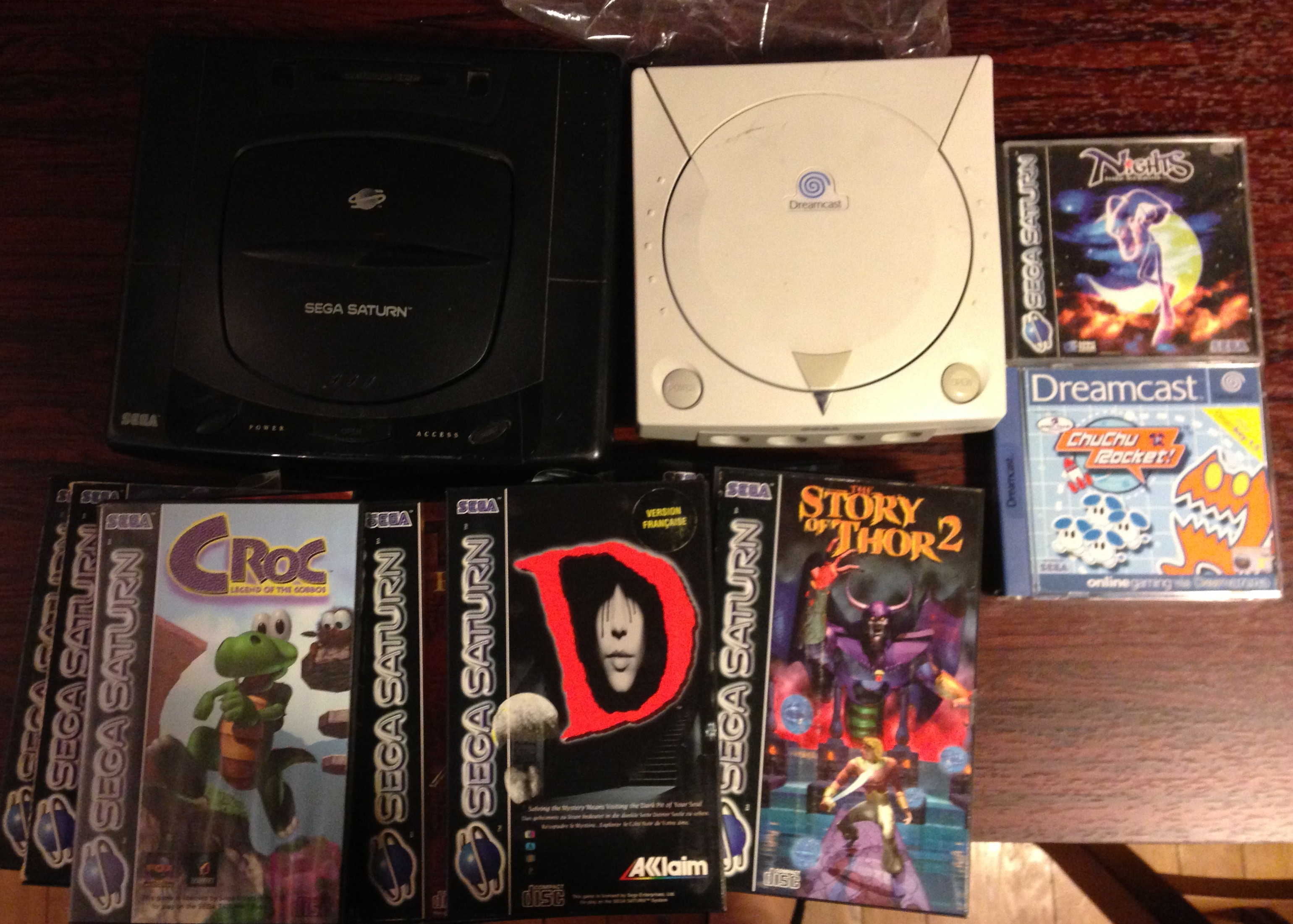 Et pour finir sega, la saturn et sa copine la dreamcast