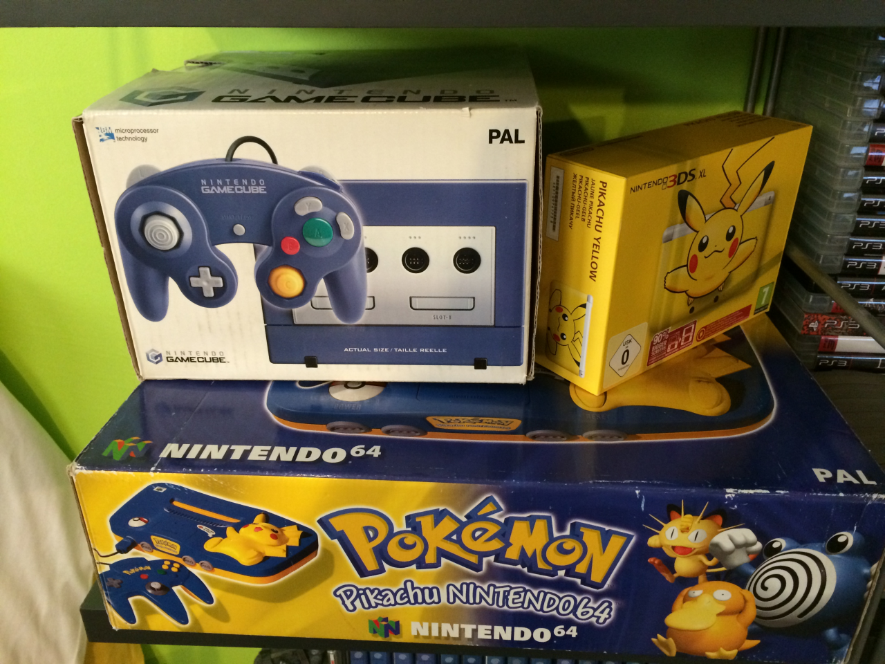 [Consoles Nintendo en boîte]

Je vais essayer d\'avoir un max d\'éditions Pokemon \\o/