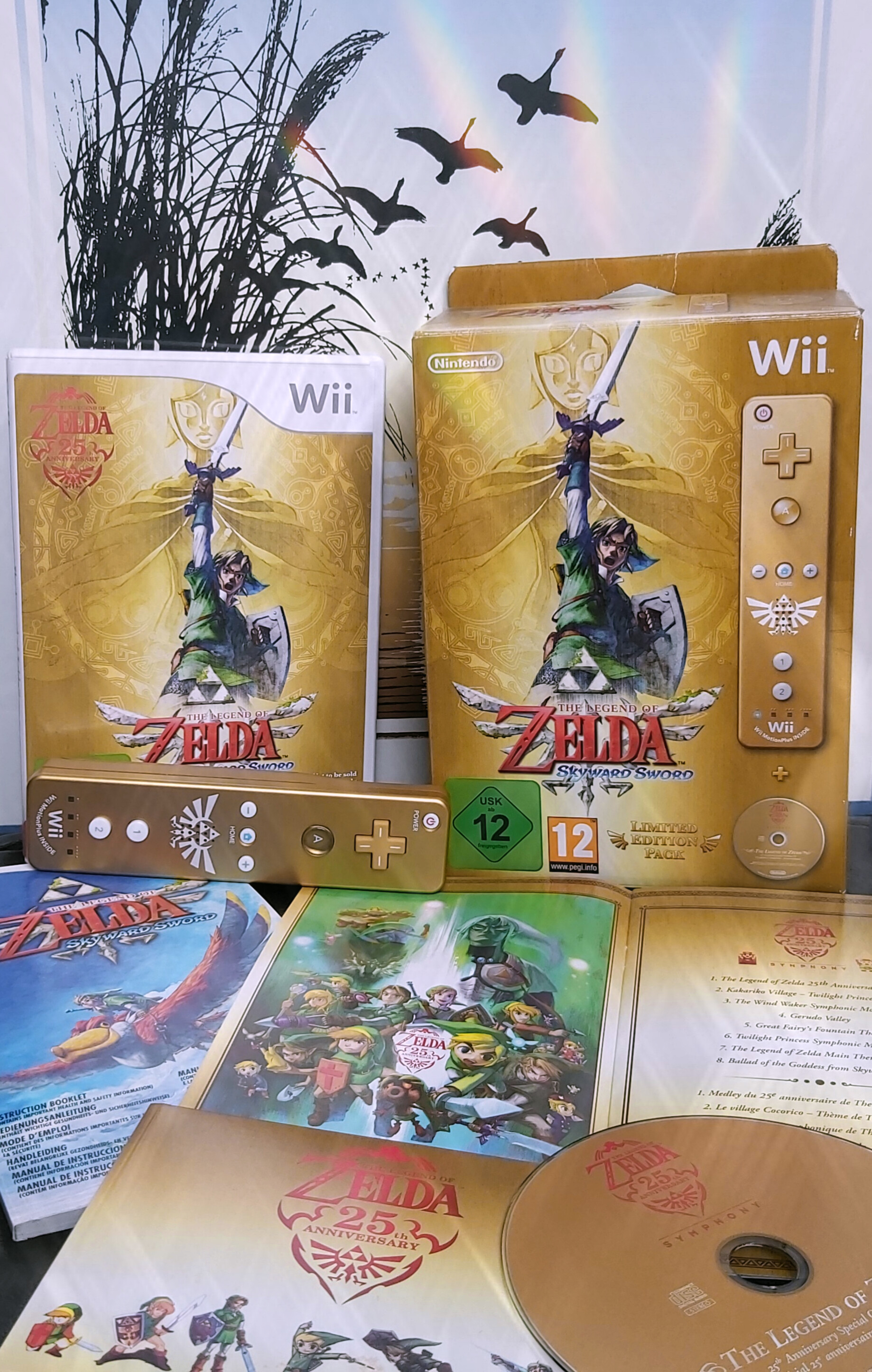 Un épisode qui revient à la genèse de la série et un collector tout doré pour fêter les 25 ans de la saga Zelda. La wiimote dorée est magnifique et j'écoute encore souvent l'OST superbement réochestrée. Très heureux d'avoir cette belle pièce dans ma collection !