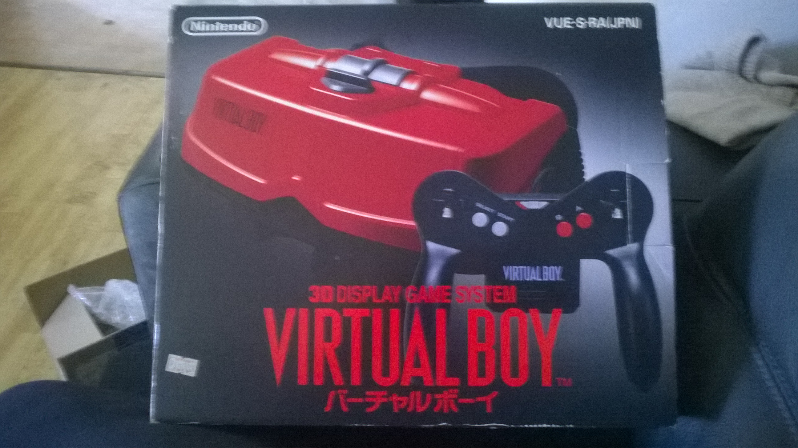Mon Virtual Boy. Le plus gros échec de nintendo ^^ 