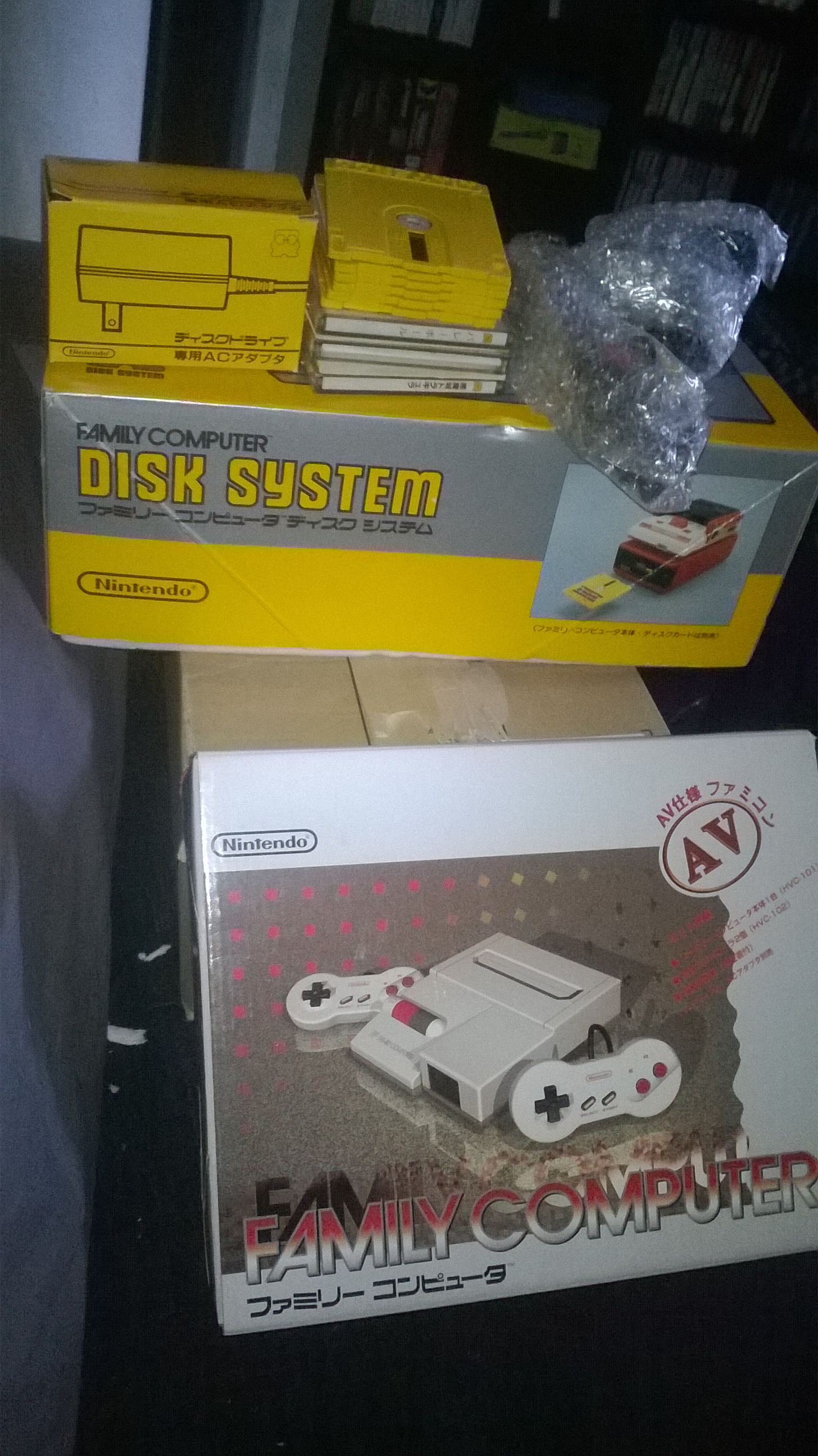 Mon Famicom Disk System et ma Famicom AV