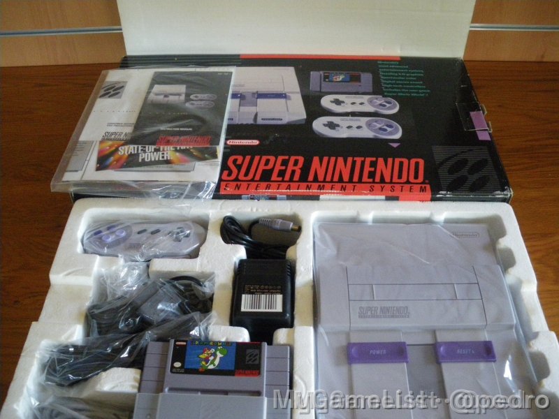 une snes US , neuve pour le plaisir des yeux